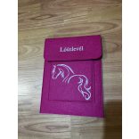 Lóútlevél tartó - pink 